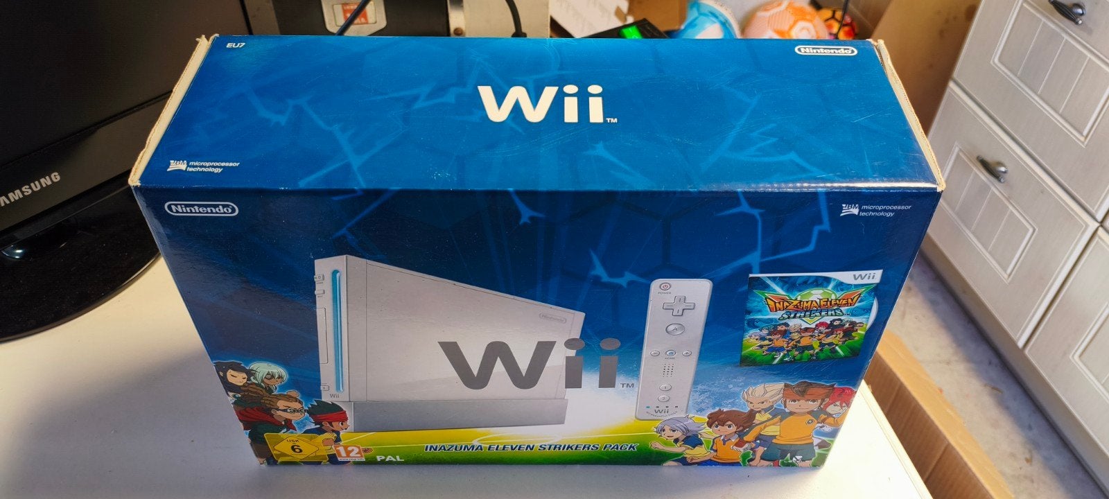 Wii omgebouwd inazuma strikers pack edition, Spelcomputers en Games, Ophalen of Verzenden, Zo goed als nieuw, Met 3 controllers of meer