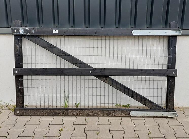 112. Zwarte houten poort | weidepoort | houten landhek, Tuin en Terras, Tuinhekken en Hekwerk, Ophalen of Verzenden, Nieuw, Hout