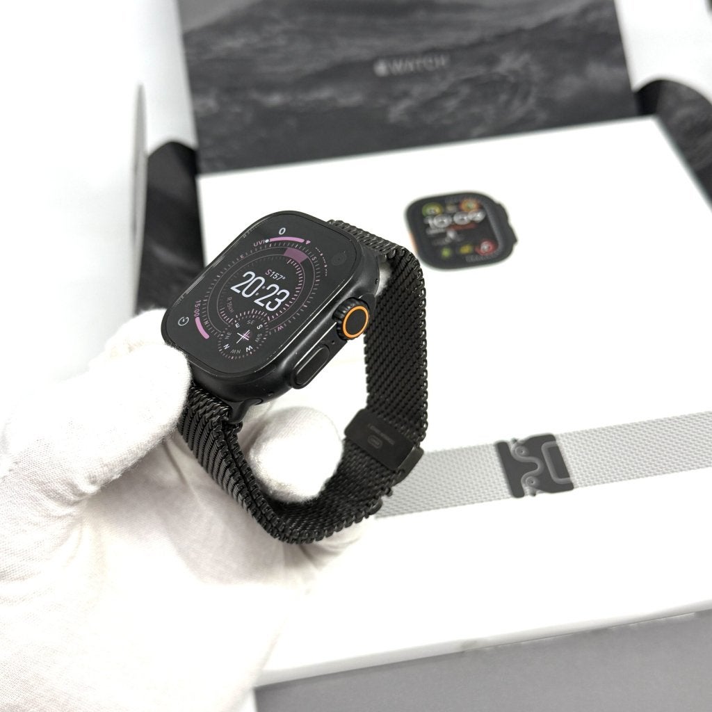 Apple Watch Ultra 2 zwart Milanese band /krasvrij /99% batt, Apple, Zo goed als nieuw, Support@apple.com, Apple Park Way, Cupertino, California