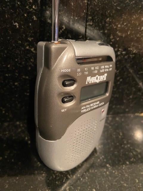 Marqunt AM/FM transistor mini radio, Ophalen of Verzenden, Nieuw