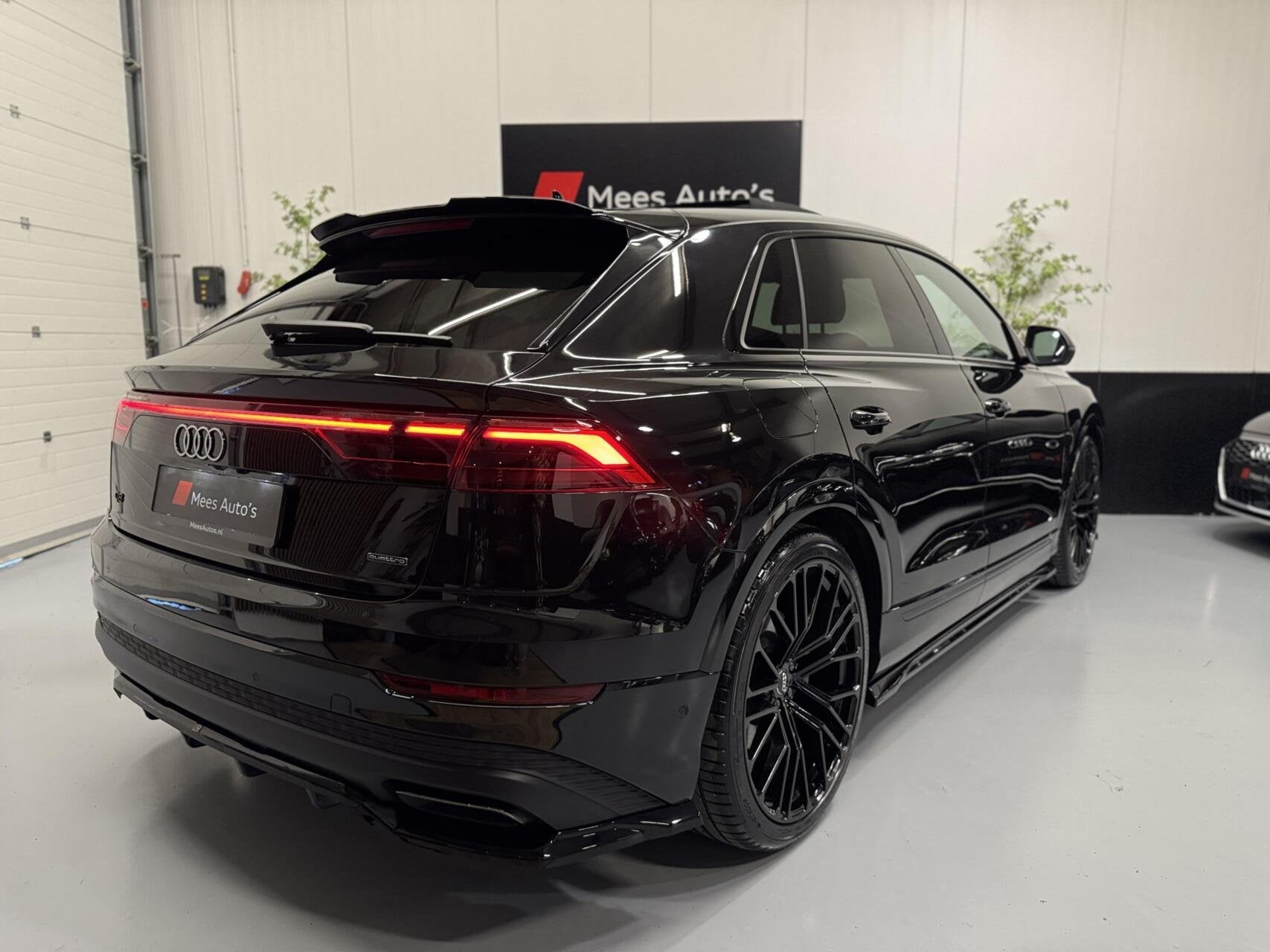 Audi Q8 55 TFSI e quattro Pro Line|Pano|Lucht|HUD|Keyless|RS, Auto's, Audi, Automaat, Gebruikt, Met garantie (alle), Q8