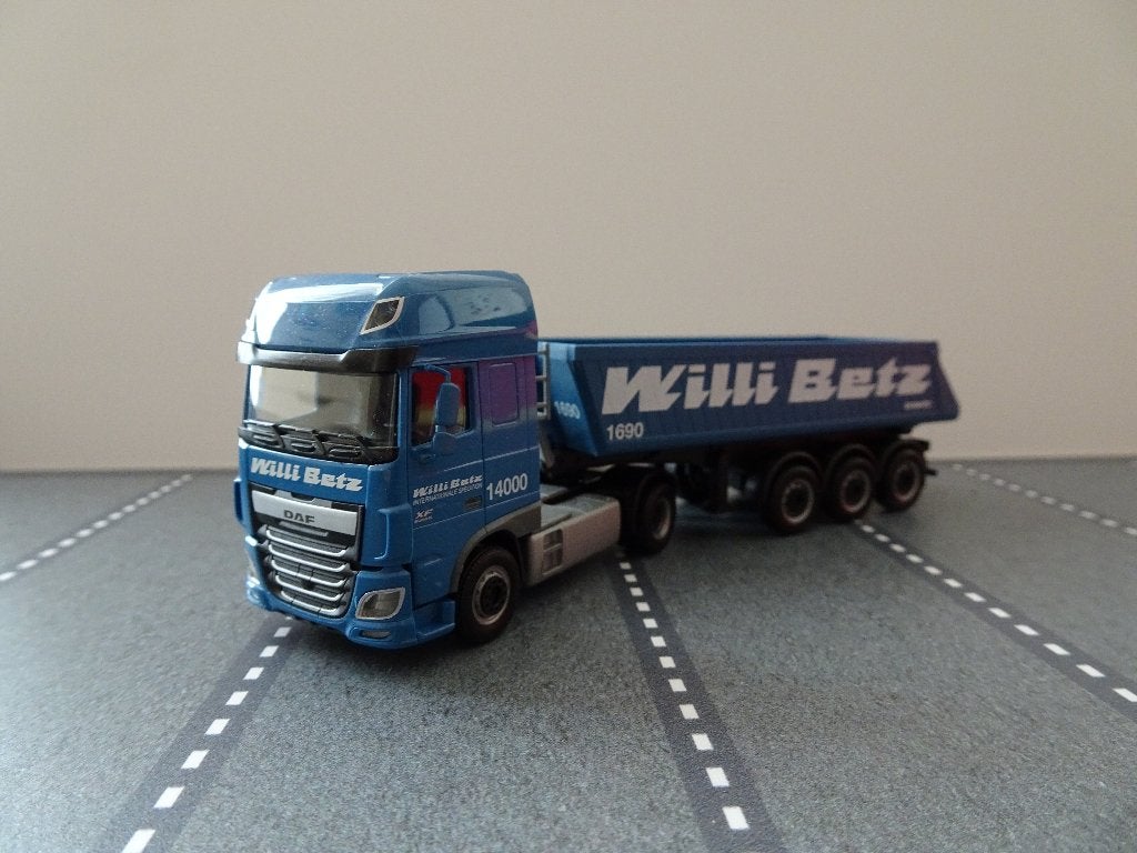 43 herpa daf xf ssc willi betz 14000 kieper 1:87 truck 1690, Ophalen of Verzenden, Zo goed als nieuw, Bus of Vrachtwagen, Herpa