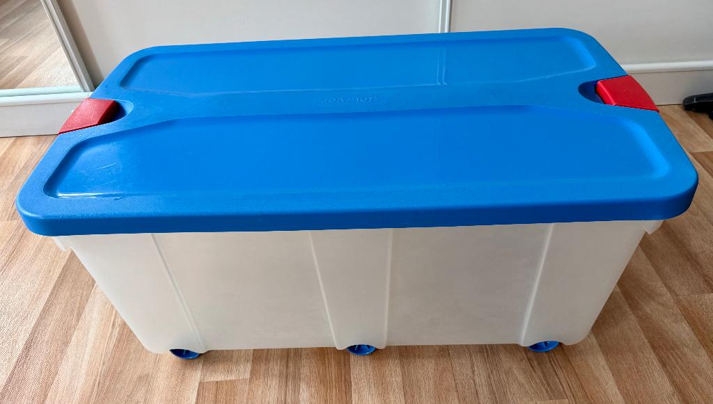 Grote Curver opbergbox met deksel en 6 wielen., Ophalen, 40 tot 60 cm, Bak of Kist, 75 tot 100 cm