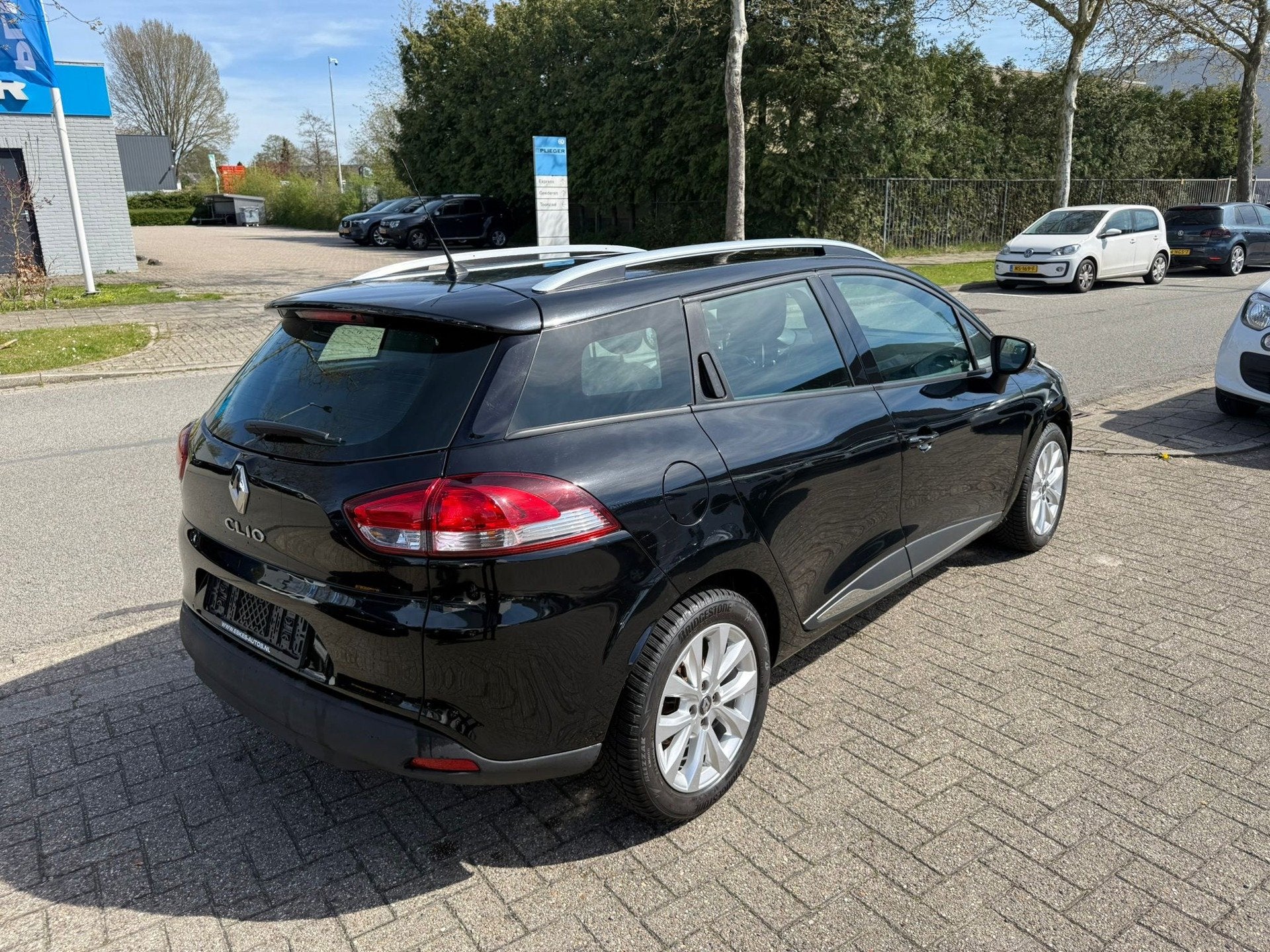 Renault Clio Estate 0.9 TCe Life, Navi, Airco Dealer auto, Voorwielaandrijving, 898 cc, Stof, Gebruikt
