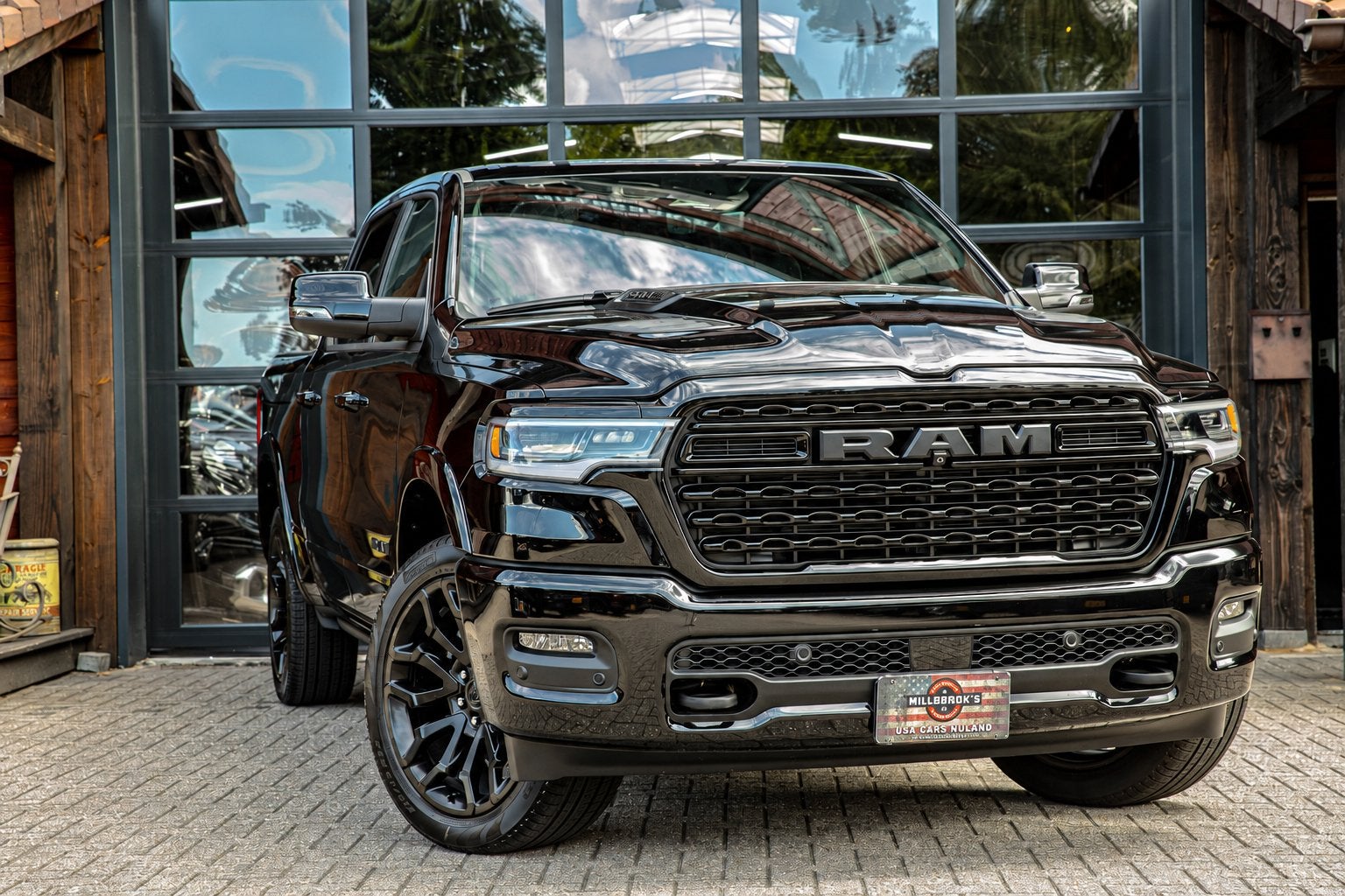 Dodge Ram 1500 Limited H/O Hurricane 540 PK Tijdelijke !ACTI, Auto's, Automaat, 4 stoelen, Zwart, Leder