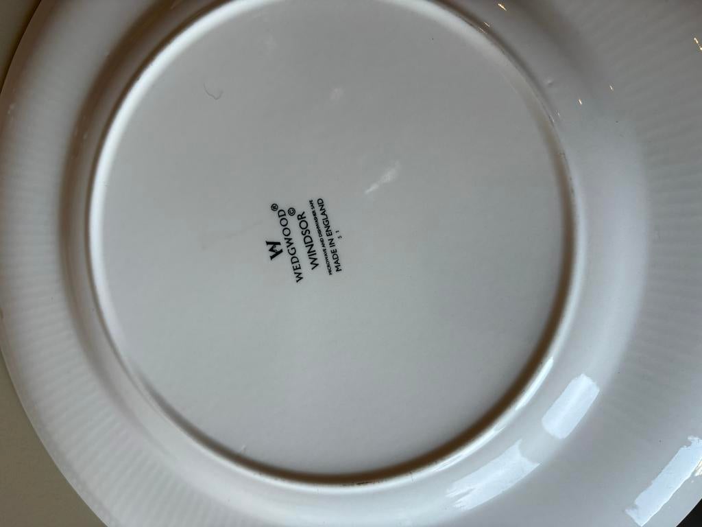 Wedgwood Edme serveerschaal 35 cm - Zo goed als nieuw, Ophalen, Wedgwood, Porselein, Schaal of Schalen