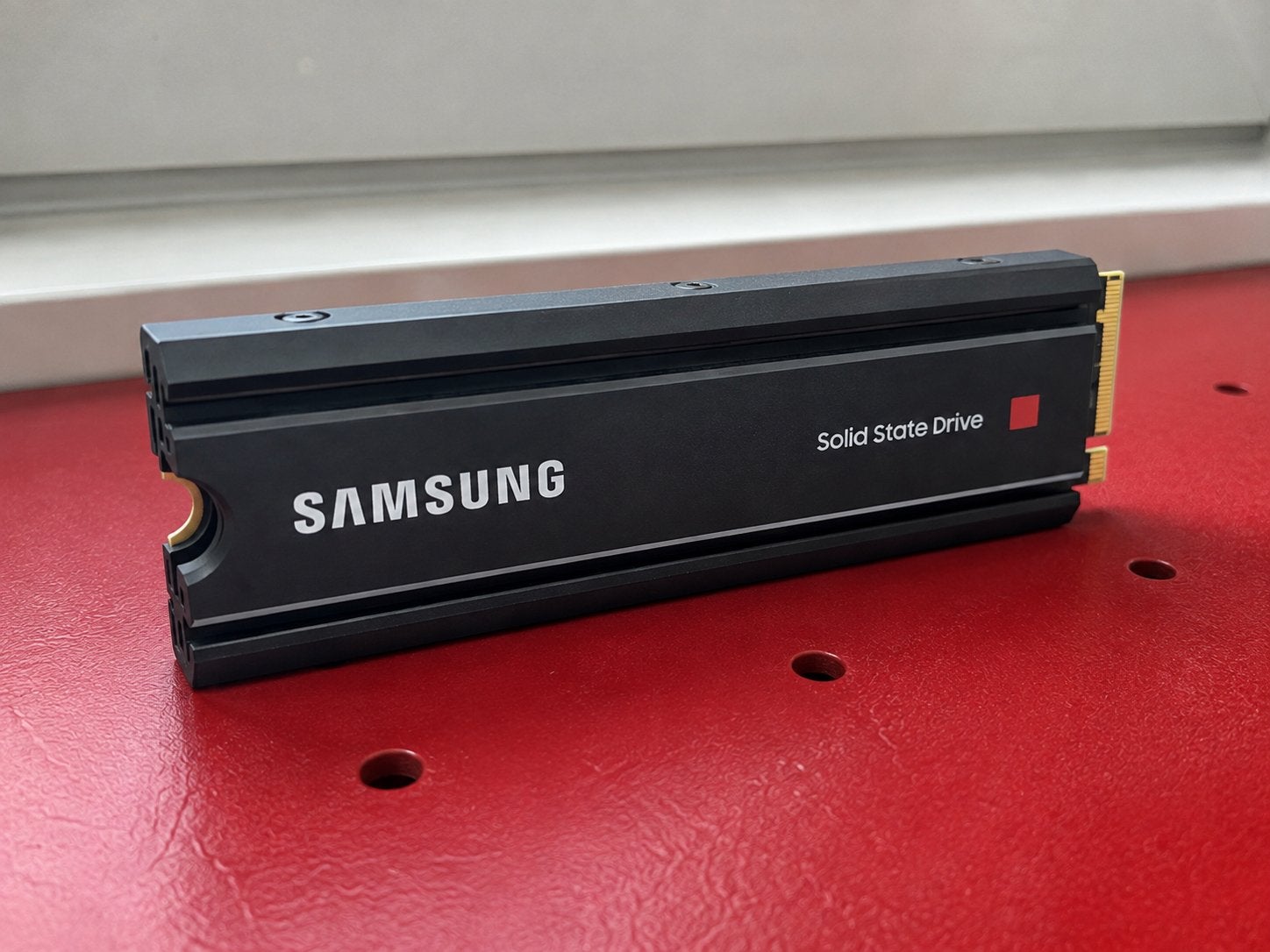 Samsung 980 PRO SSD met Heatsink (1TB), Computers en Software, Harde schijven, Intern, Console, Verzenden, SSD