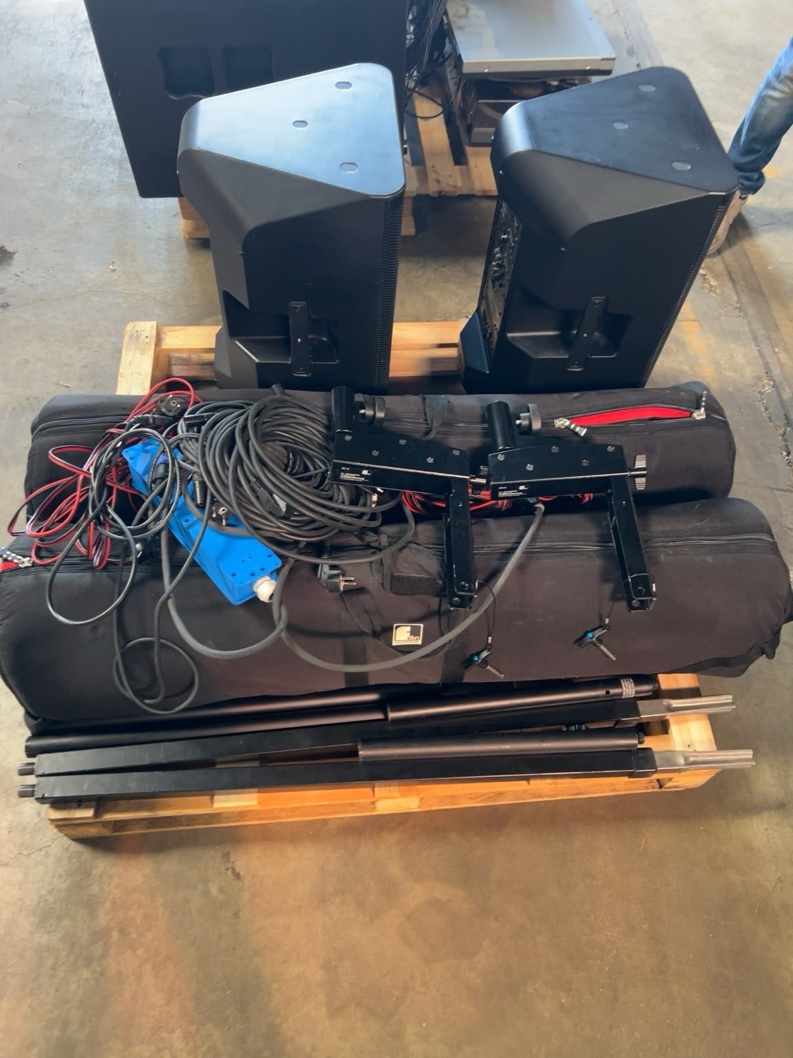 Nette Yamaha DXR12 speakerset (2 stuks), Audio, Tv en Foto, Luidsprekers, Gebruikt, Inclusief standaarden, Speakerset, Yamaha
