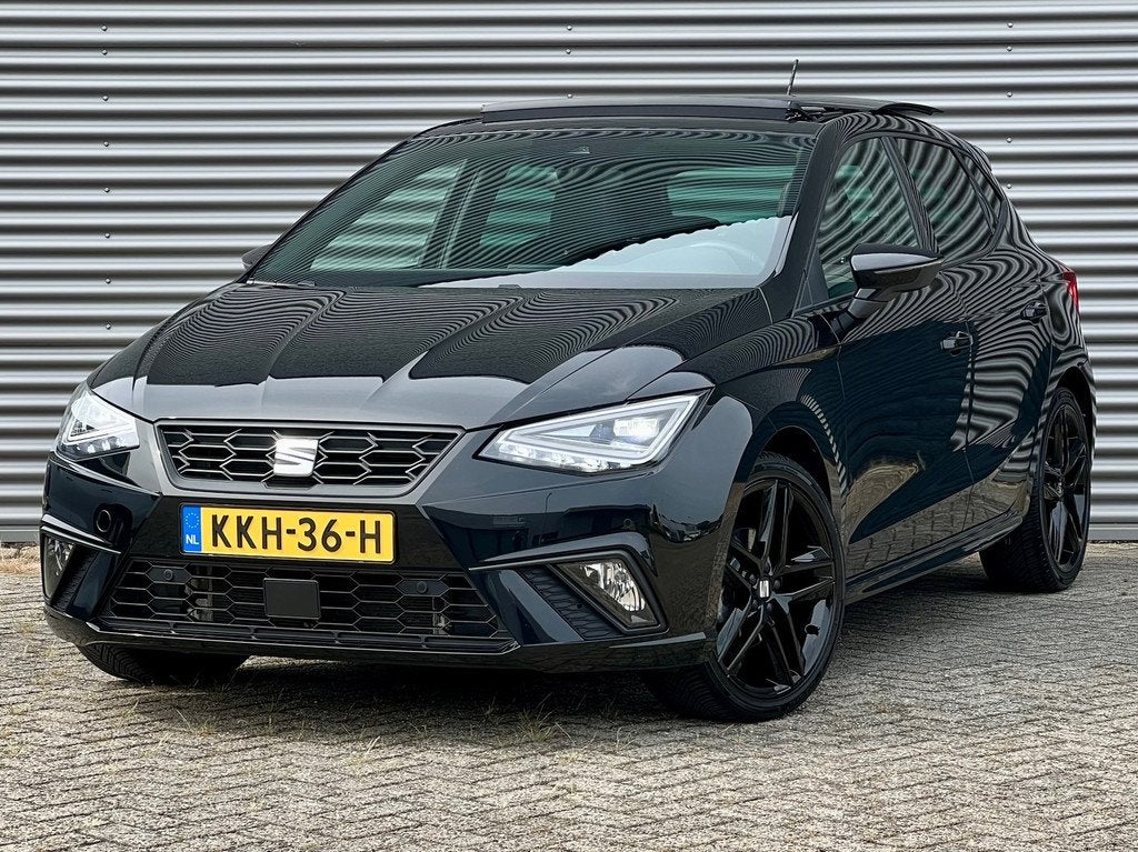 Seat Ibiza 1.0 TSI FR Black Edition DSG | Panorama | Virtual, Auto's, Seat, Bedrijf, Te koop, Ibiza, ABS, Achteruitrijcamera, Adaptive Cruise Control