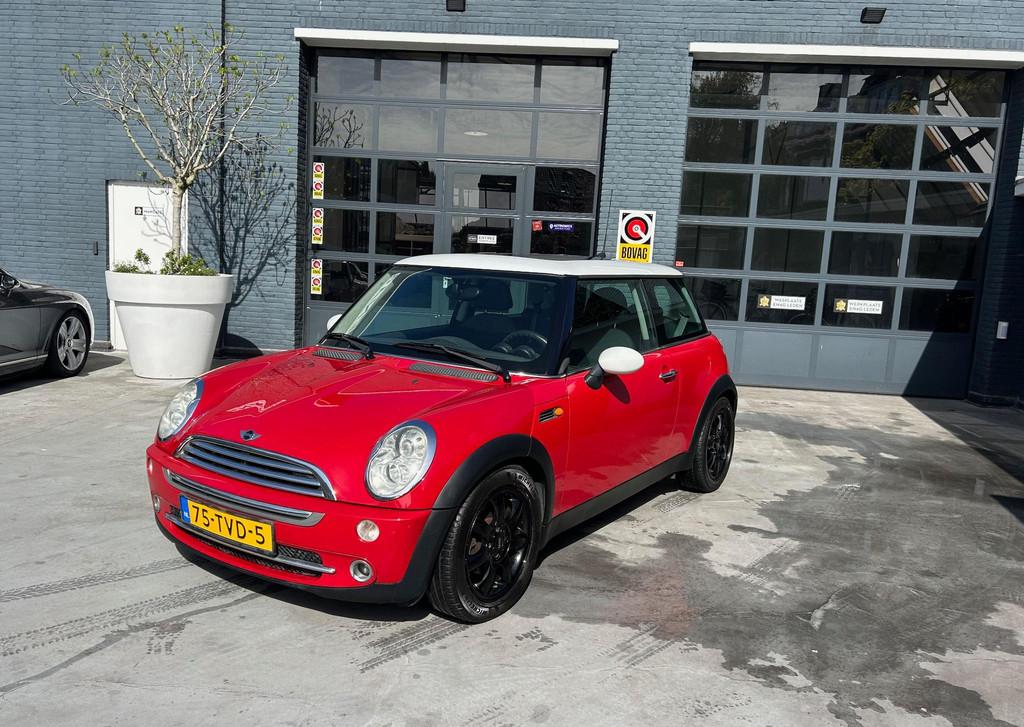 Mini Mini 1.6 Cooper, 1160 kg, Stof, Gebruikt, 4 cilinders