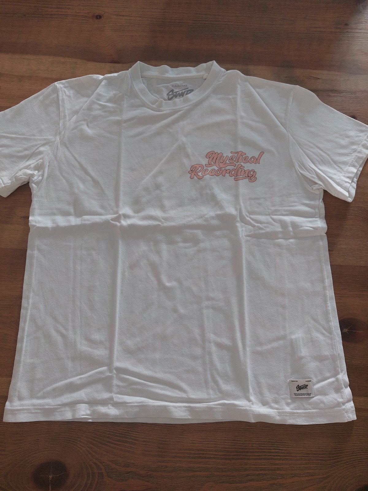 Wit shirt met grote opdruk op de achterkant  maat XS, Kleding | Heren, T-shirts, Ophalen, Wit, Zo goed als nieuw, Pull&Bear