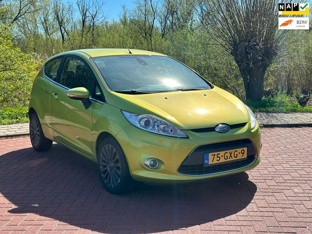 Ford Fiesta 1.25 Titanium NAP/CLIMA, Auto's, Voorwielaandrijving, 82 pk, Origineel Nederlands, Bedrijf