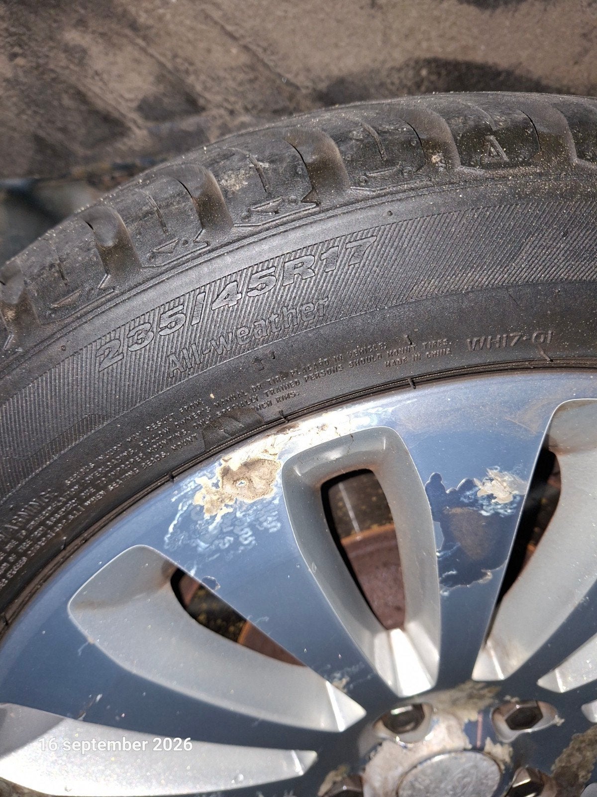 GEZOCHT 1 metalen velg met band ford mondeo mk4, Ophalen