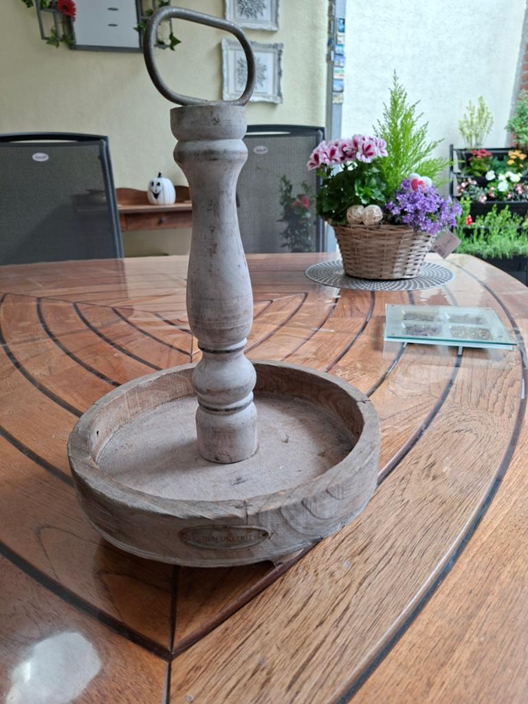 Rustieke houten etagere, Ophalen
