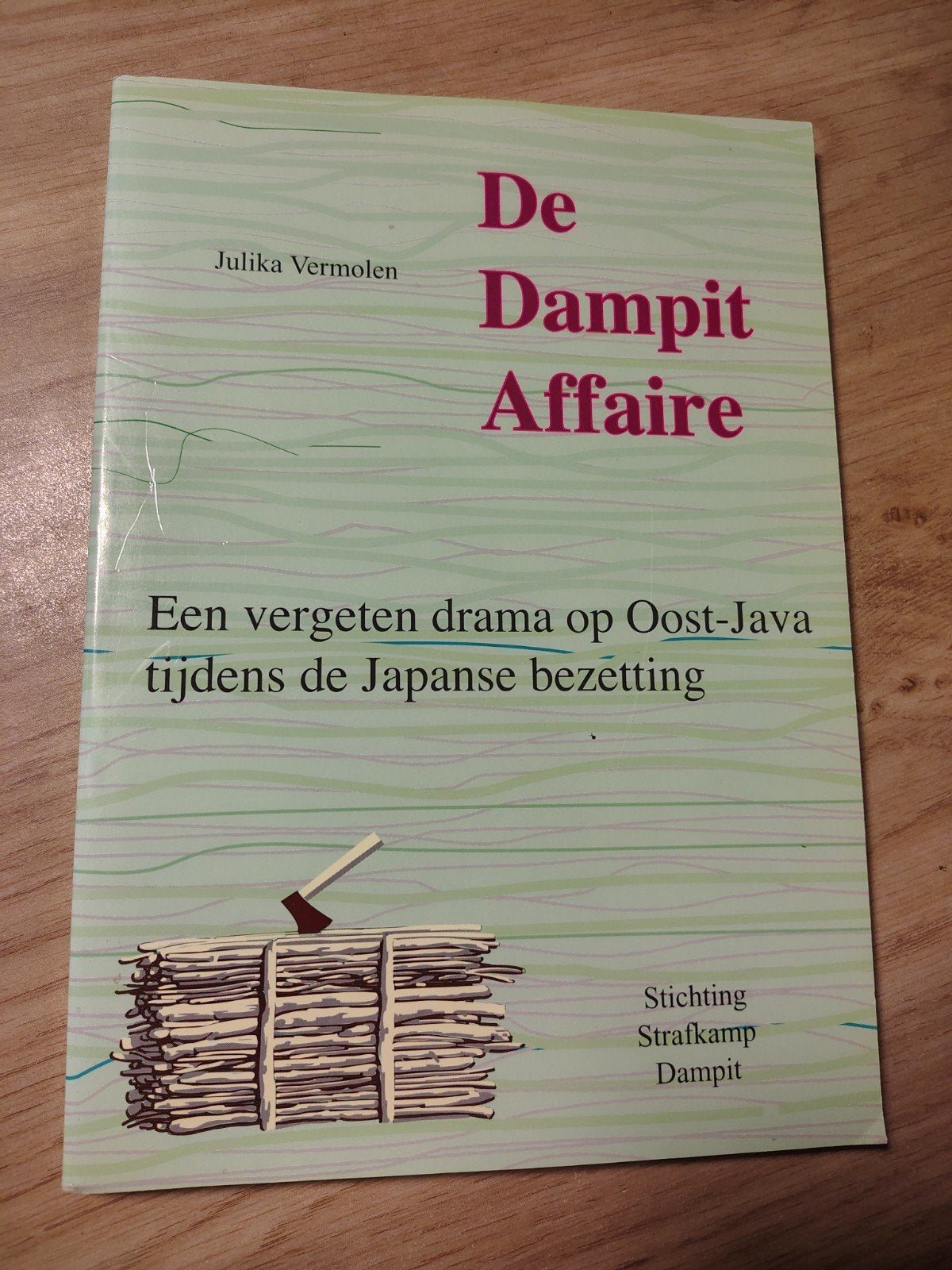 J. Vermolen - De Dampit-affaire, Boeken, Tweede Wereldoorlog, Ophalen of Verzenden, Zo goed als nieuw, J. Vermolen