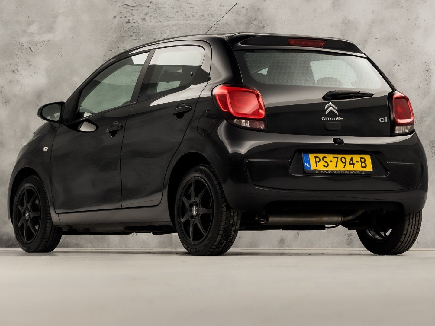 Citroën C1 1.0 e-VTi Shine Sport (5 DEURS, SCHERM, CRUISE,, Auto's, Voorwielaandrijving, 12 maanden, Stof, Gebruikt