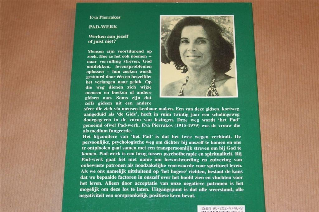 De Padwerk Lezingen van Eva Pierrakos — Spirituele Groei, Boeken, Ophalen of Verzenden, Gelezen, Overige onderwerpen, Achtergrond en Informatie