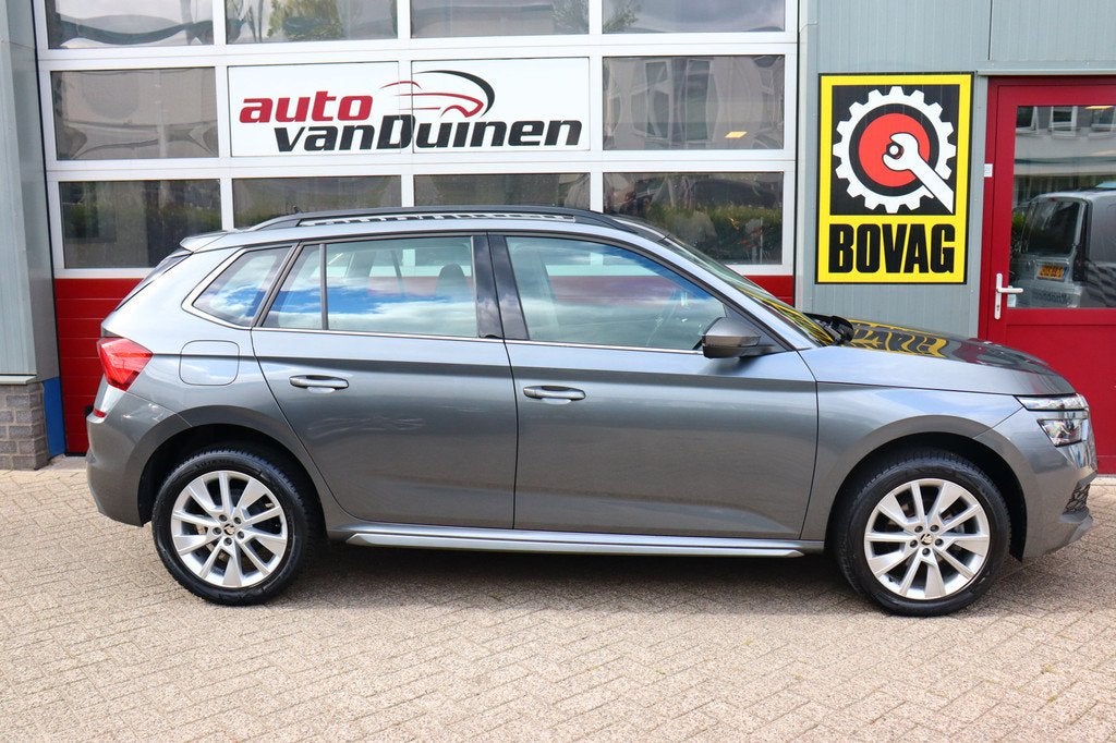 Skoda Kamiq 1.0 TSI Business Edition O.a: PDC, Camera, Navi,, Auto's, Skoda, Gebruikt, Met garantie (alle), Leder en Stof, 49 €/maand