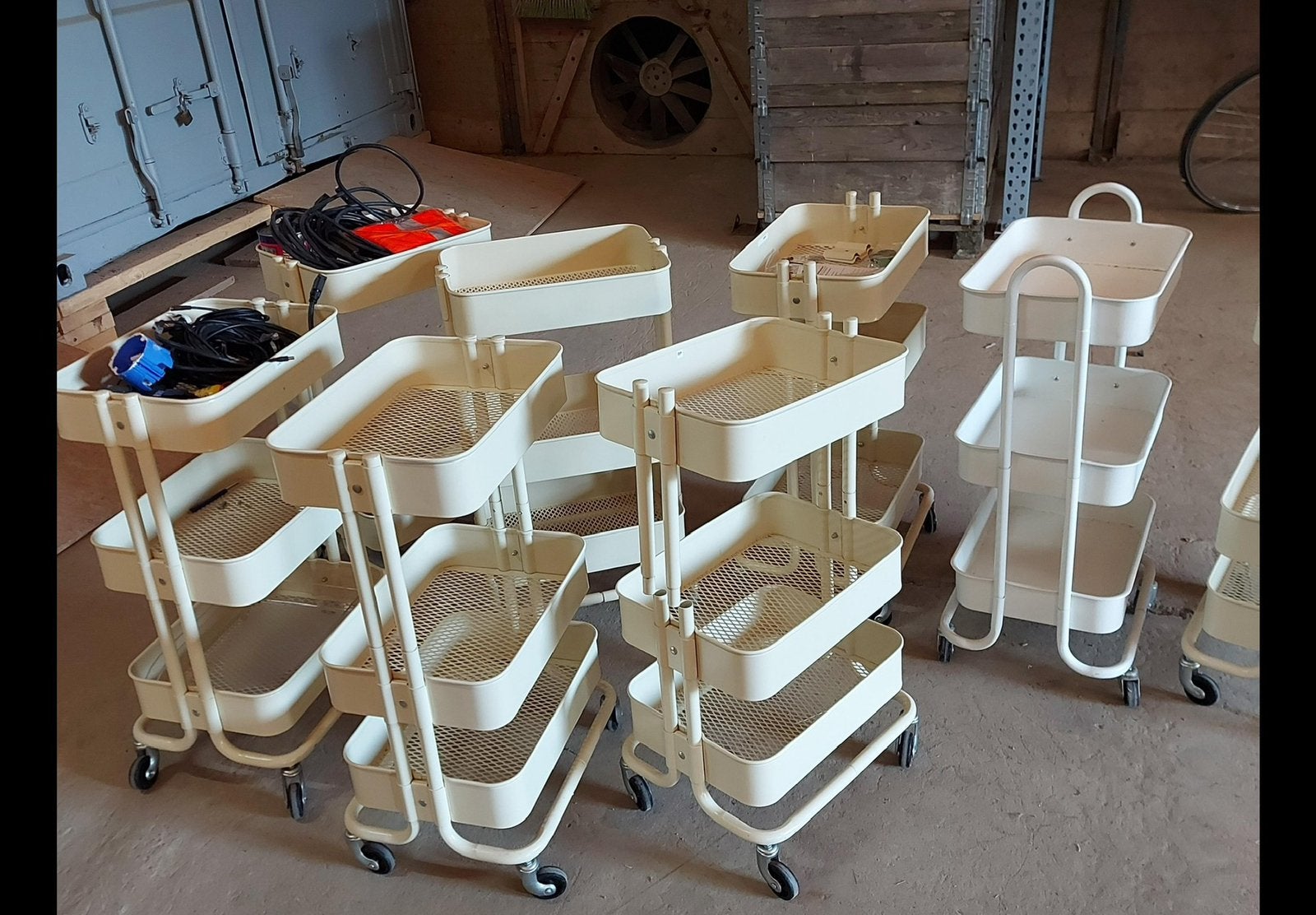 8 IKEA  TROLLEY’S, Ophalen, Zo goed als nieuw