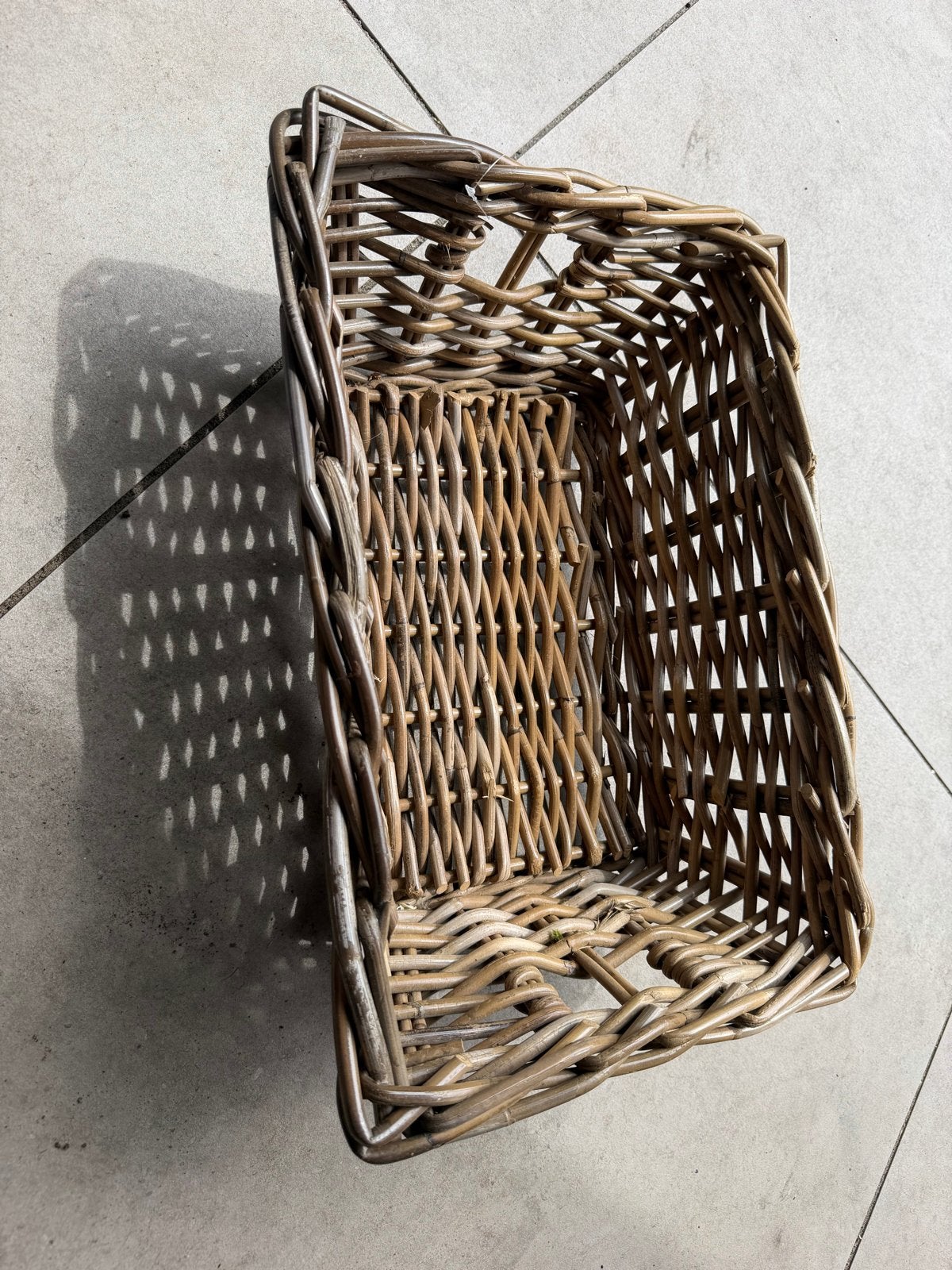 Set van 4 rieten manden - rechthoekig, Huis en Inrichting, Woonaccessoires | Schalen en Manden, Gebruikt, Mand, Ophalen of Verzenden
