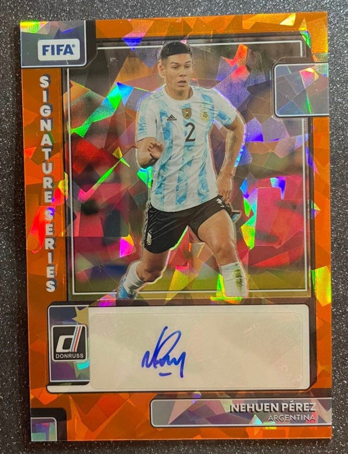 Panini Donruss 22/23 ORANGE PRIZM AUTOGRAPH PÉREZ ARGENTINA, Verzenden, Zo goed als nieuw, Plaatje