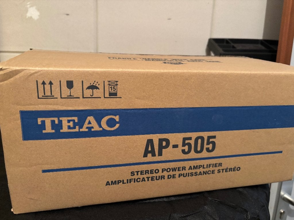 TEAC AP-505 eindversterker, zwart, 2023, met doos + papieren, Audio, Tv en Foto, Versterkers en Receivers, Overige merken, Ophalen of Verzenden