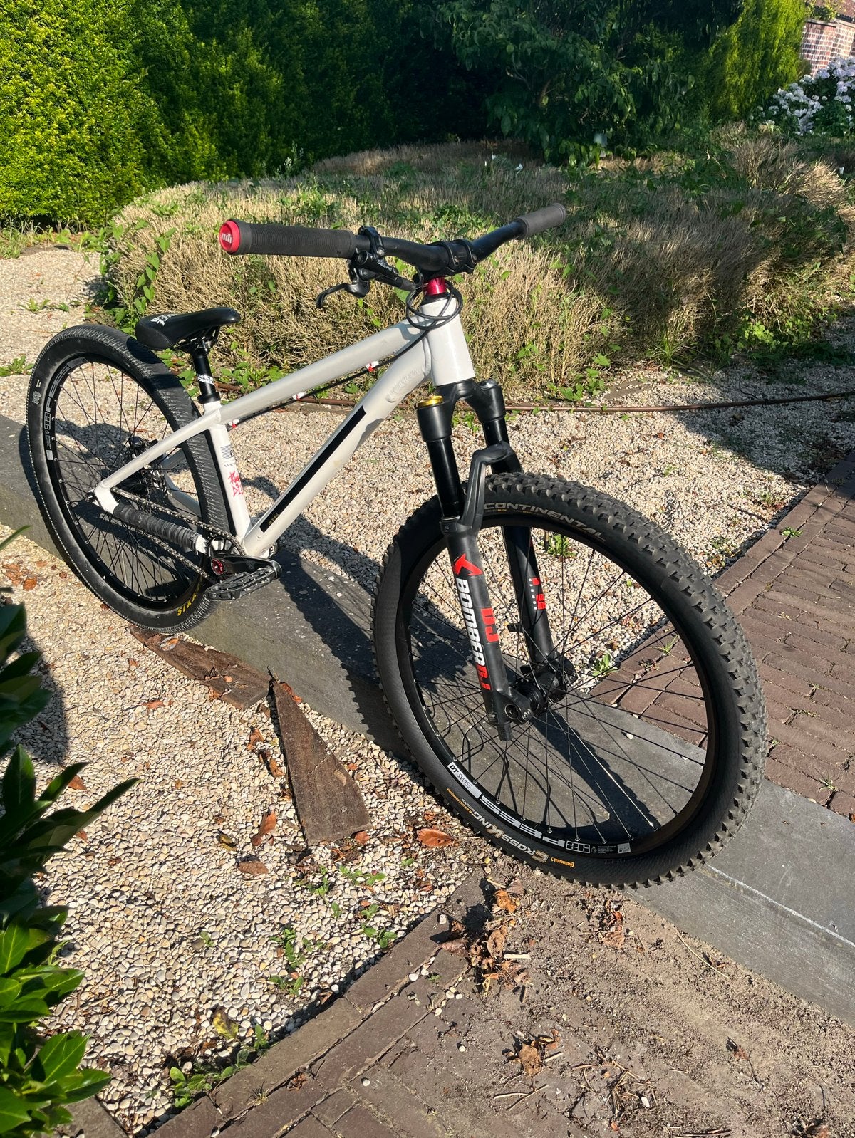 Canyon 360 pro nineyard dirt jumper, Ophalen, 24 inch of meer, Stuur 360° draaibaar, Aluminium