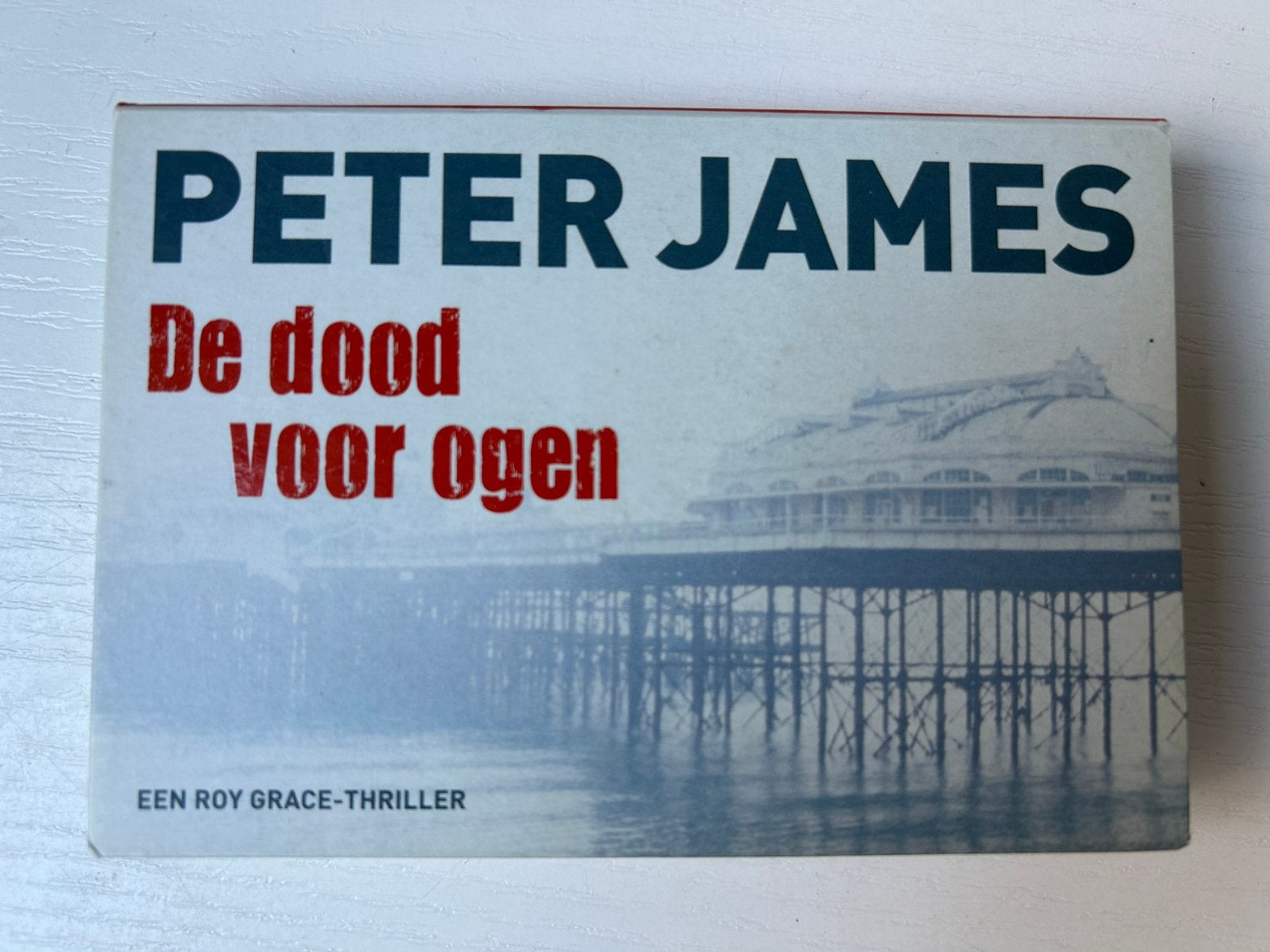 Peter James - De dood voor ogen, Ophalen of Verzenden, Gelezen, Peter James