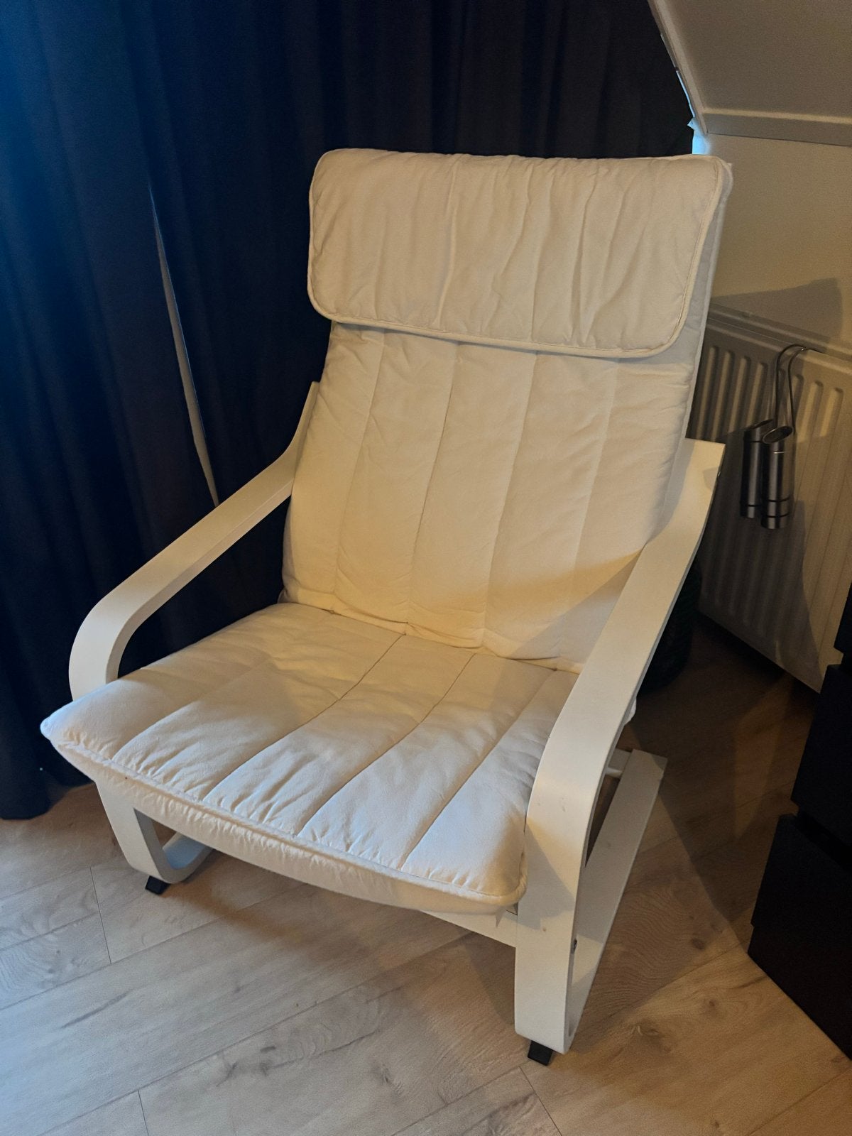 Poang ikea witte schommelstoel met kussen, Ophalen, Gebruikt, Wit, Eén