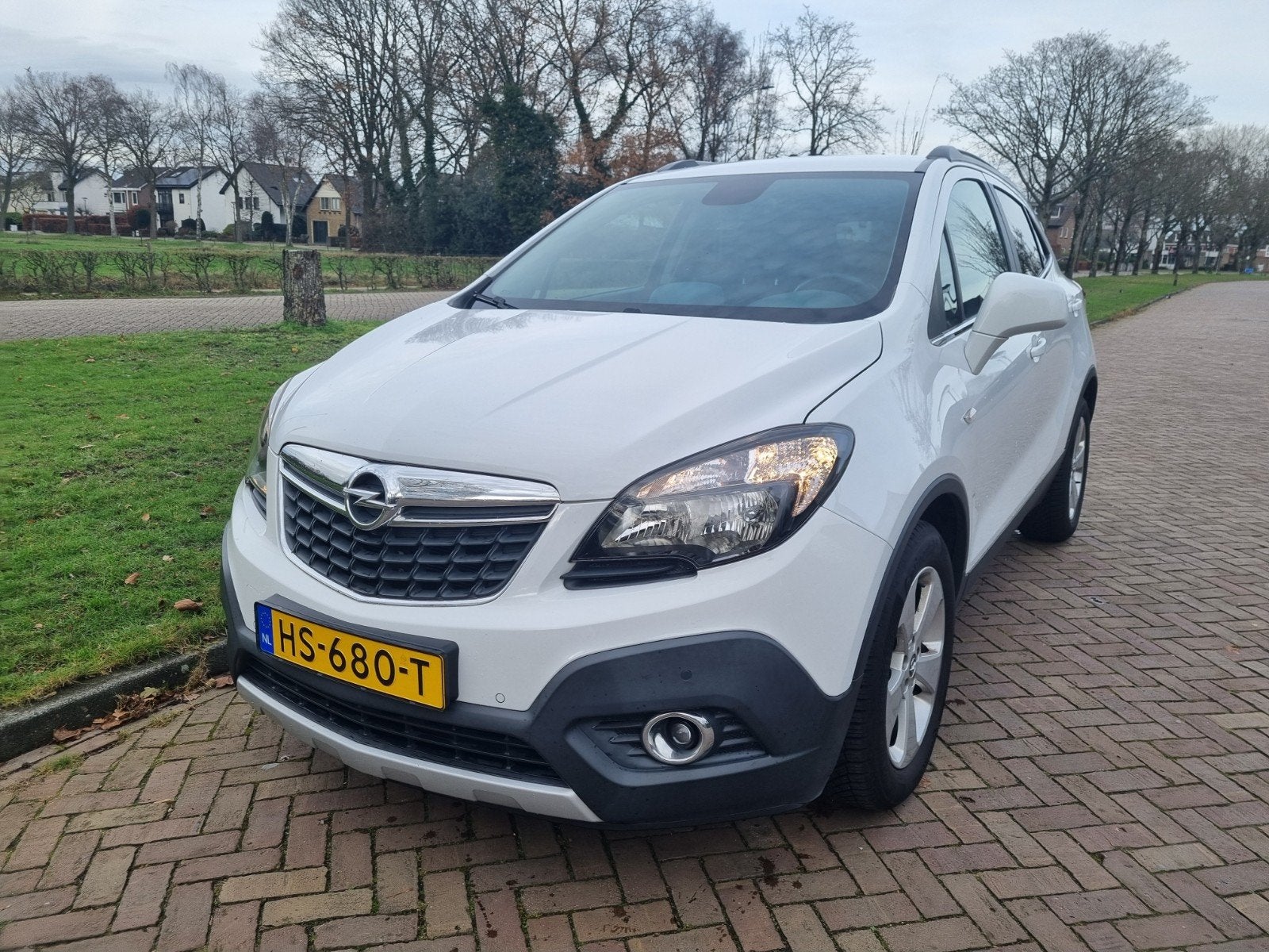 Opel Mokka 1.4 Turbo Cosmo 75 DKm 140 pk 2015, Auto's, Opel, Voorwielaandrijving, 4 cilinders, Leder en Stof, Wit