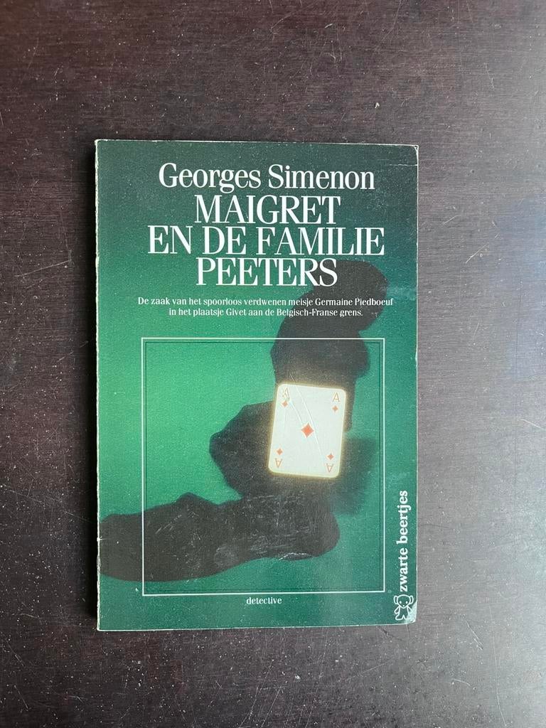 Georges Simenon - Maigret en de familie Peeters, Boeken, Detectives, Ophalen of Verzenden, Gelezen