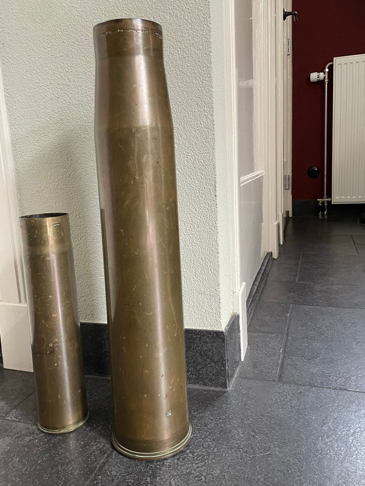 Twee militaire hulzen: 75mm M18 en 90mm M19 (1943), Verzamelen, Ophalen of Verzenden, Overige soorten, Overige gebieden, Hulzen of Bodemvondsten
