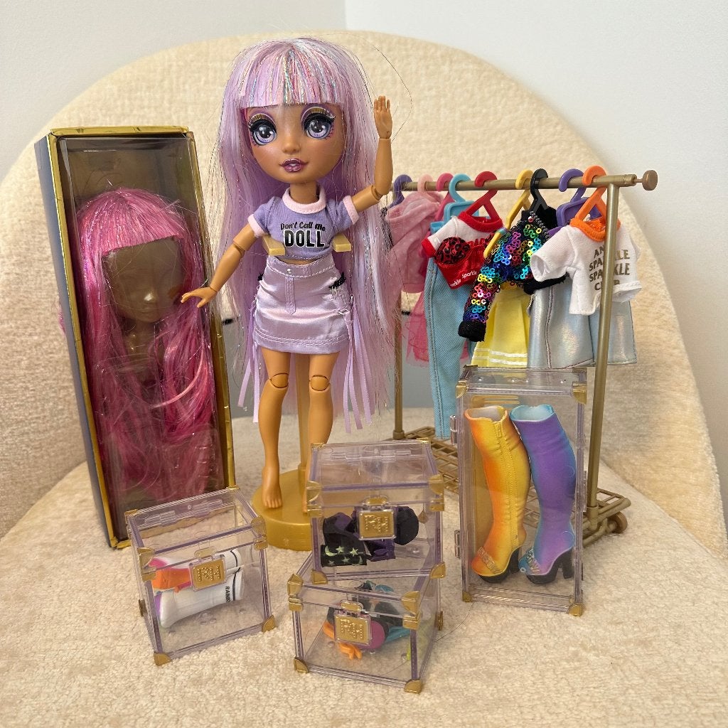 Rainbow High Fashion Studio: Compleet & Zo goed als nieuw!!, Ophalen, Zo goed als nieuw, Overige typen