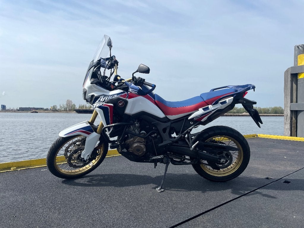 Honda Africa Twin 2016 ABS CRF1000L, 2 cilinders, Motorrijbewijs A, Gebruikt, Particulier