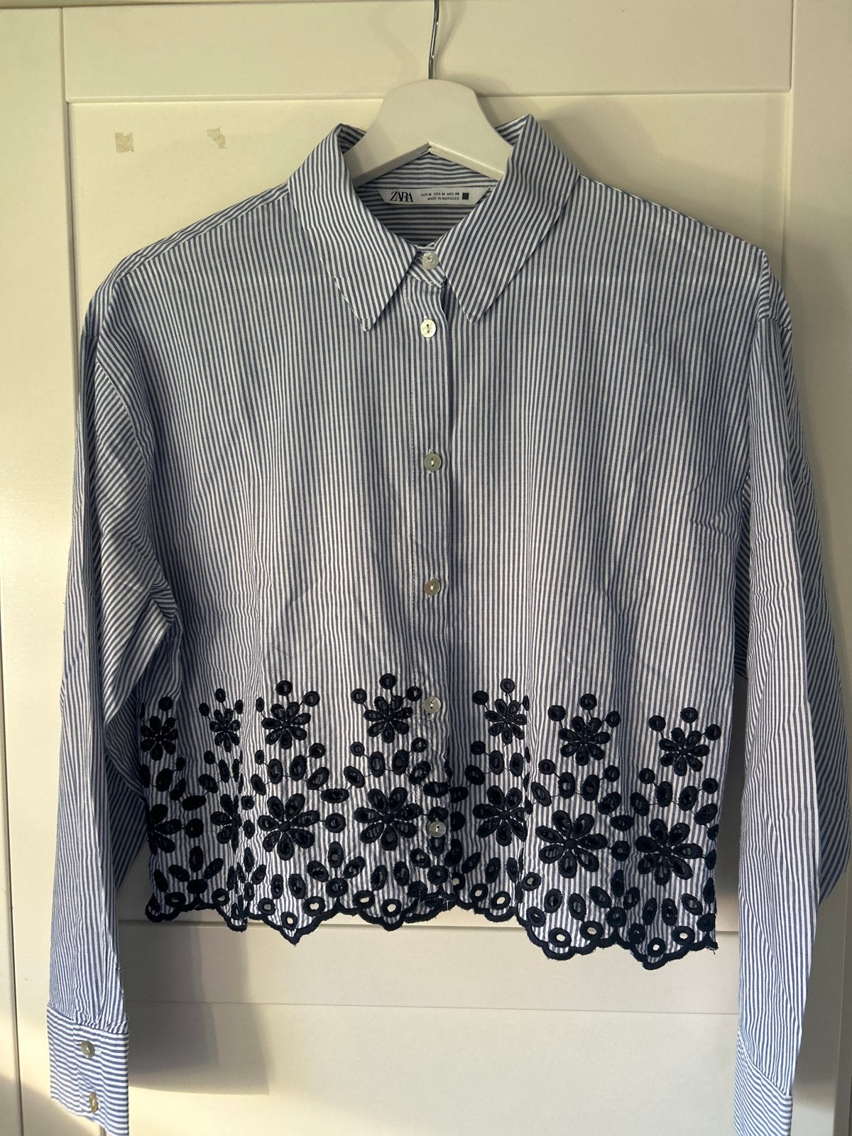 Zara gestreepte blouse met borduursel - Maat M, Ophalen of Verzenden, Zo goed als nieuw, Maat 38/40 (M), Blauw