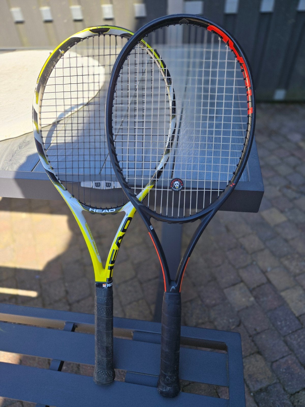 2x HEAD tennisrackets, waarvan 1 zo goed als nieuw, Sport en Fitness, Tennis, Ophalen of Verzenden