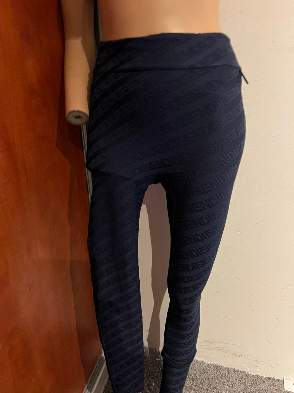 FENDI legging vol logo’s maat xs origineel zgan, Legging, Maat 36/38 (S), Blauw, G