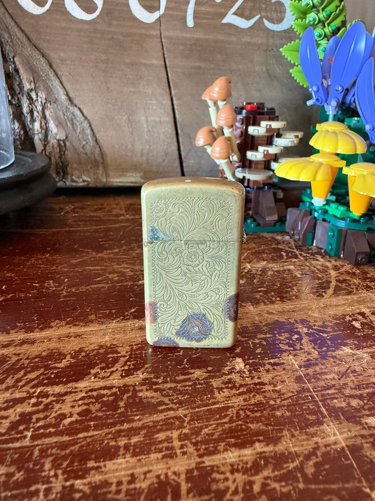 Zippo Venetian Slim Brass 1990, Ophalen of Verzenden, Gebruikt, Aansteker