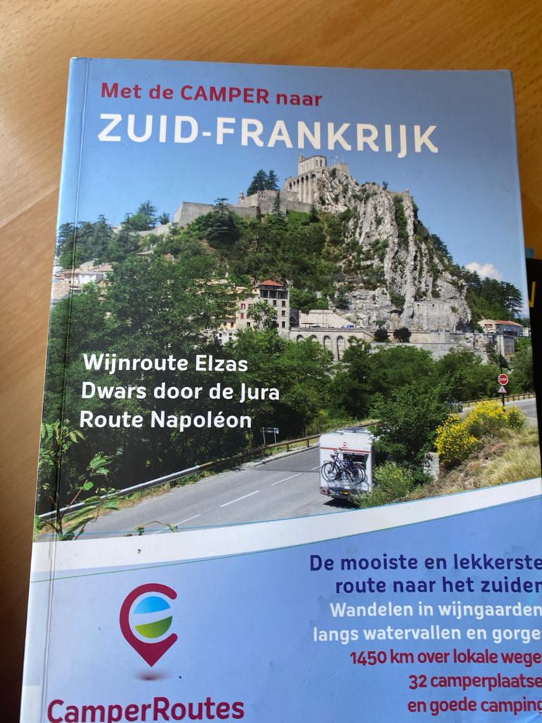 Met de Camper naar Zuid-Frankrijk - CamperRoutes, Boeken, Europa, Ophalen of Verzenden, Reisgids of -boek, Gelezen