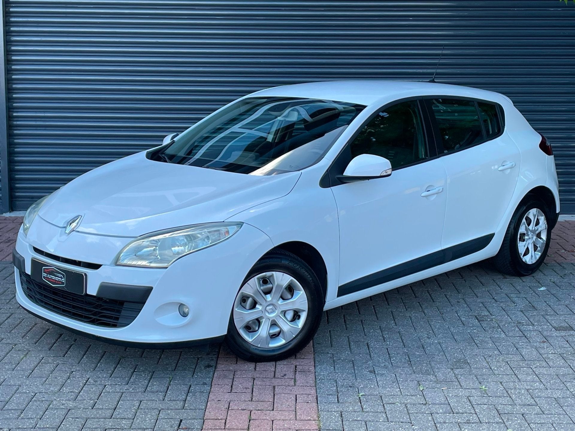 Renault Mégane 1.4 TCe Expression Airco | Cruise | APK 02-0, Auto's, Voorwielaandrijving, Euro 5, Gebruikt, Zwart