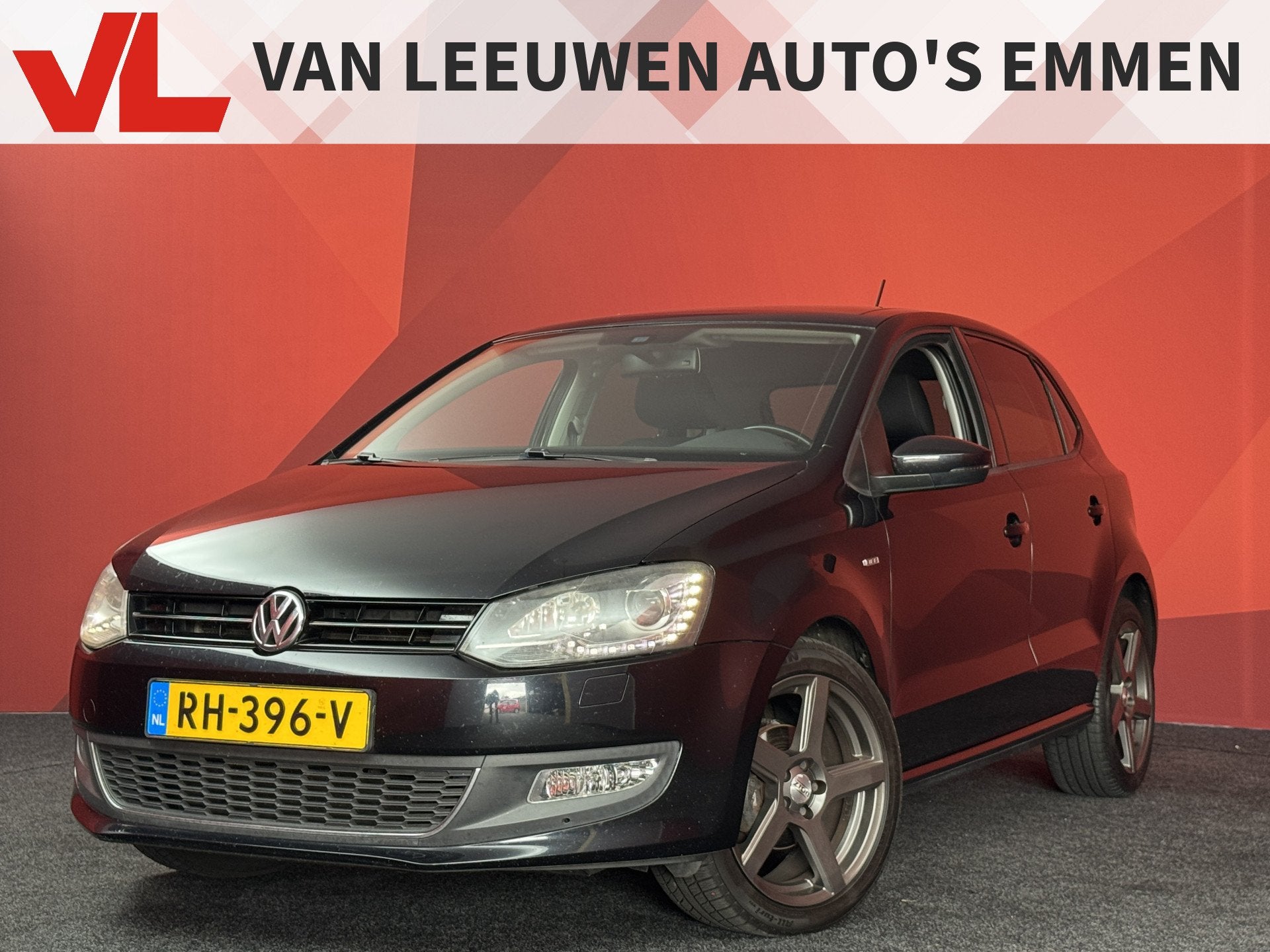 Volkswagen Polo 1.6 TDI R-Line Edition | Pano | Led | Riem v, Auto's, Euro 5, Stof, Gebruikt, Zwart