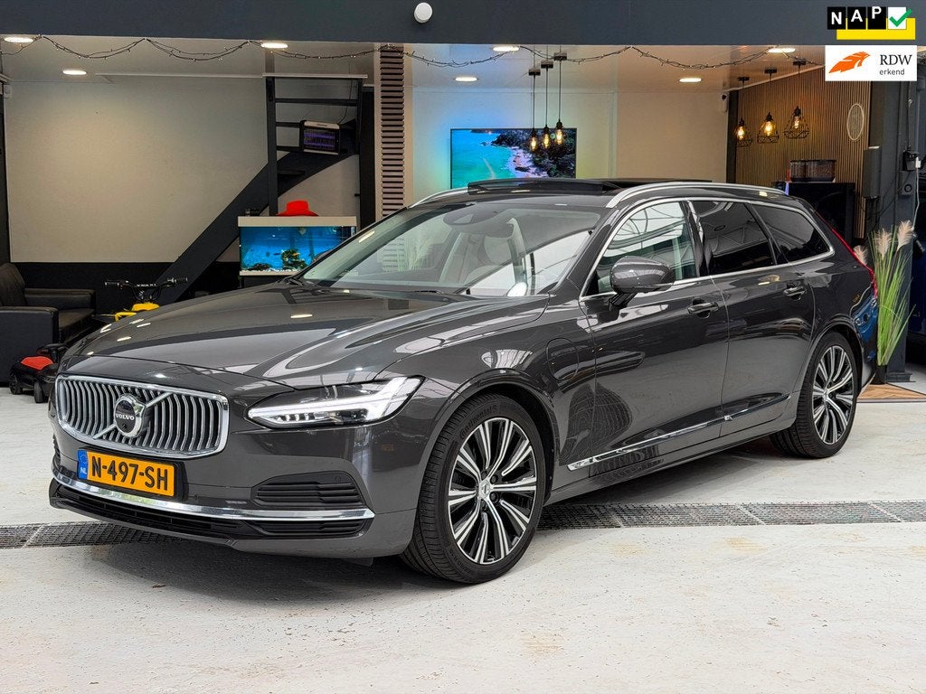 Volvo V90 2.0 T6 AWD Recharge|PANO|360CAM|H&K|BLIS|NAP|FULL, Auto's, Volvo, Automaat, Euro 6, 4 cilinders, 1969 cc