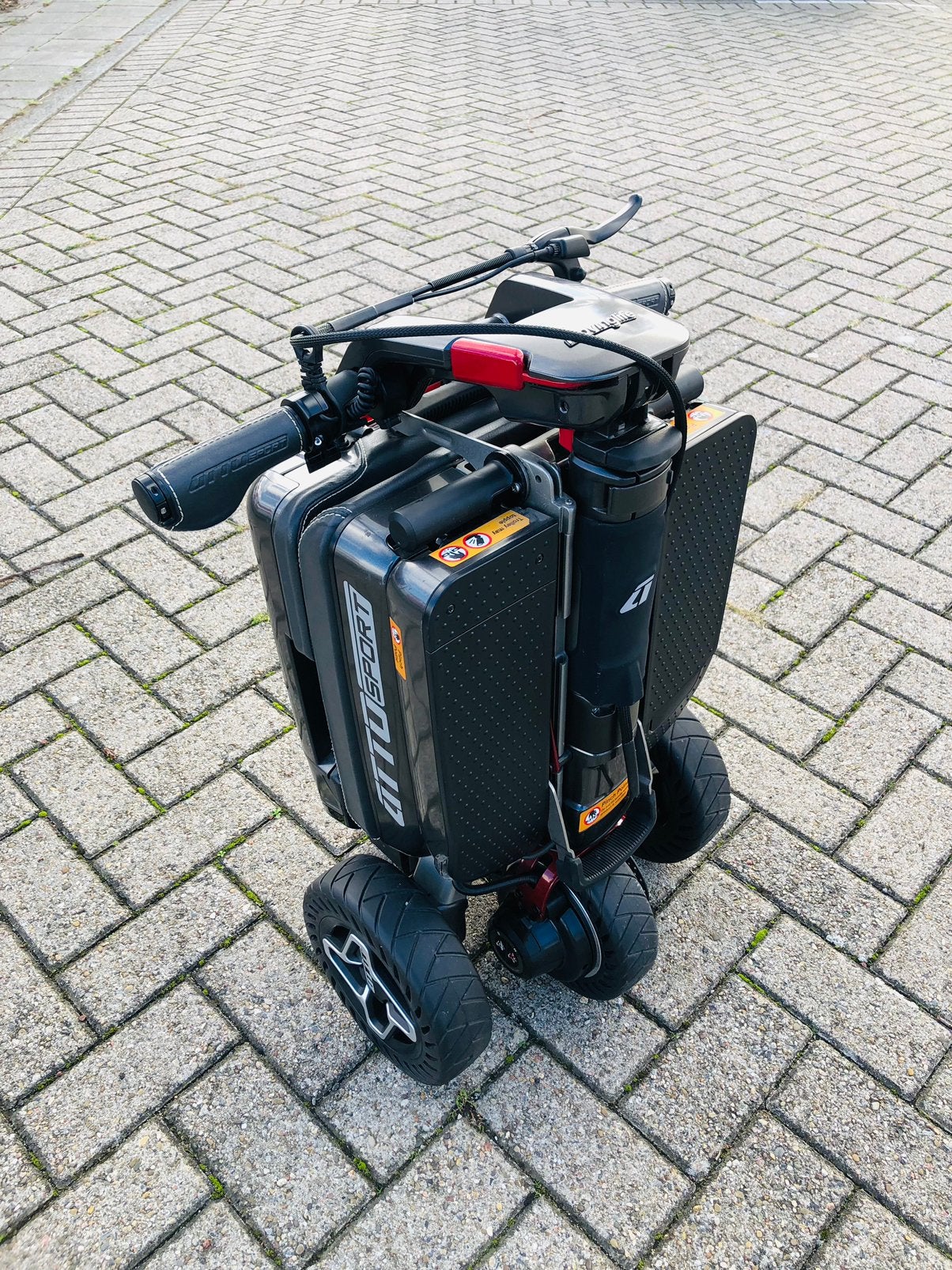 Zeer nette opvouwbare scootmobiel Atto Sport MAX NIEUWSTAAT, Ophalen of Verzenden, Zo goed als nieuw