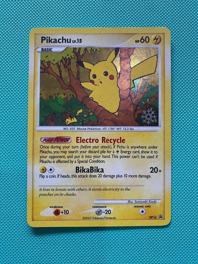 Pikachu DP16, Ophalen of Verzenden, Zo goed als nieuw, Losse kaart, Foil