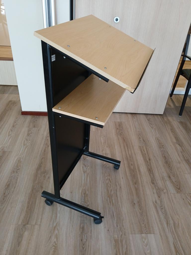 Katheder/ lessenaar, Ophalen, Gebruikt, Muziekstandaard, Microfoon