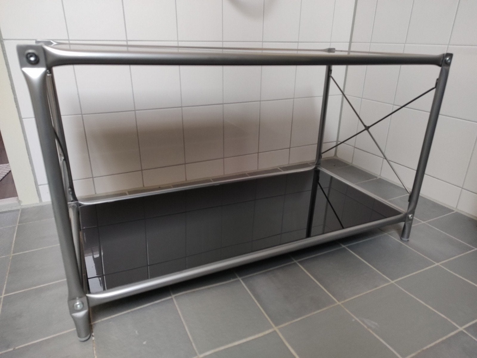 Ikea Laxvik rekken met zwarte glazen platen (2 stuks), Ophalen, Modern, Glas, Gebruikt