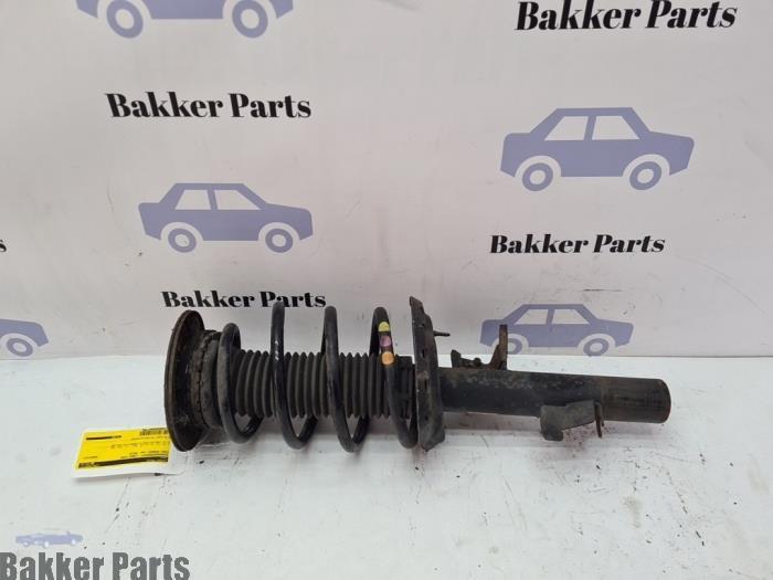 Schokdemperpoot links-voor van een Ford Mondeo, Gebruikt, -, -, Ophalen of Verzenden
