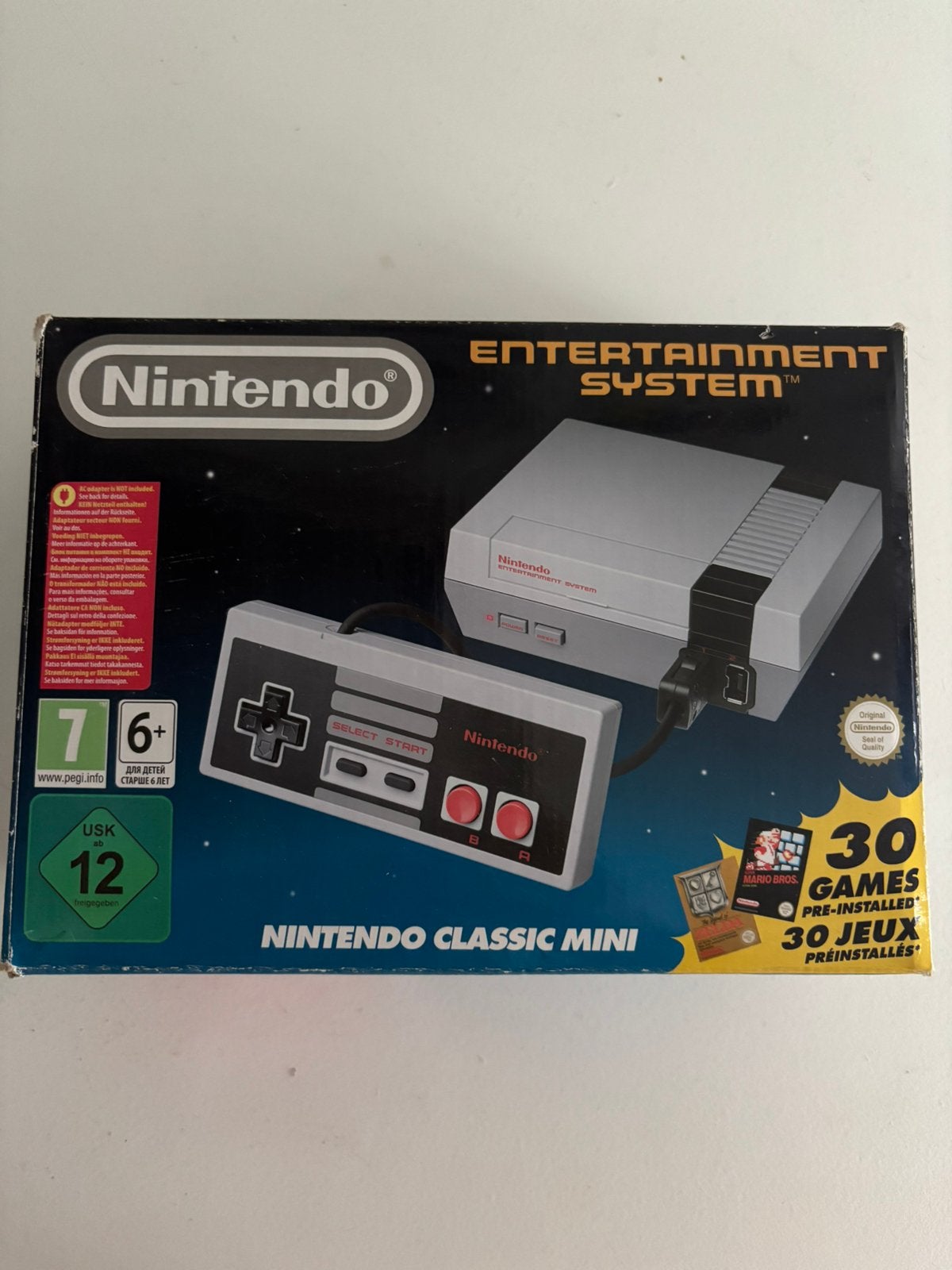Nintendo nes mini, Spelcomputers en Games, Spelcomputers | Nintendo NES, Ophalen of Verzenden, Gebruikt, Met 1 controller, Met games