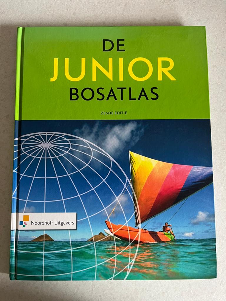 De Junior Bosatlas | Zesde editie, Boeken, Atlassen en Landkaarten, Bosatlas, 2000 tot heden, Ophalen of Verzenden, Zo goed als nieuw