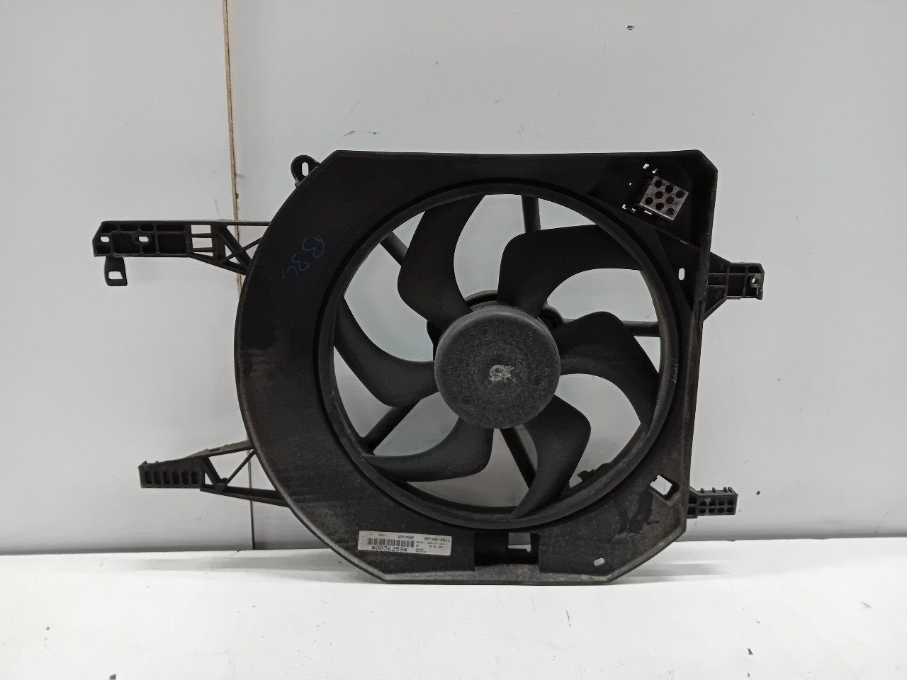 Koelventilator Nissan Primastar, Onderdelen@venauto.nl, Van der Ven Autorecycling B.V., Gebruikt, Ettenseweg 76, 4706 PB Roosendaal, The Netherlands